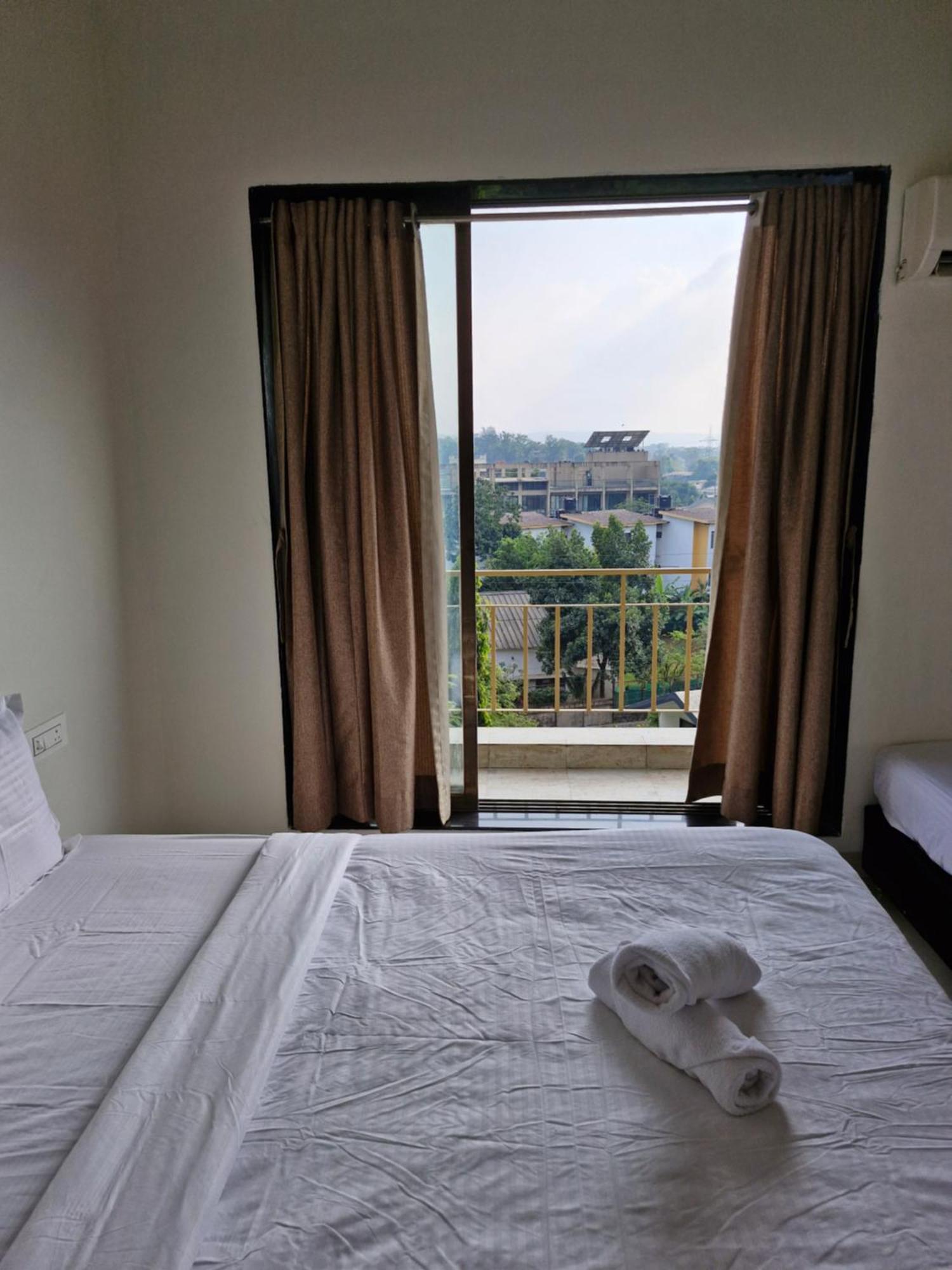 Ilif 2801 Dream Holidays Lonavala Eksteriør bilde